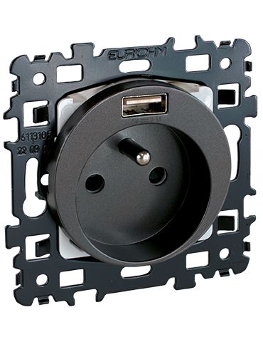 SQUARE Prise 2P+T + USB A VULCAIN